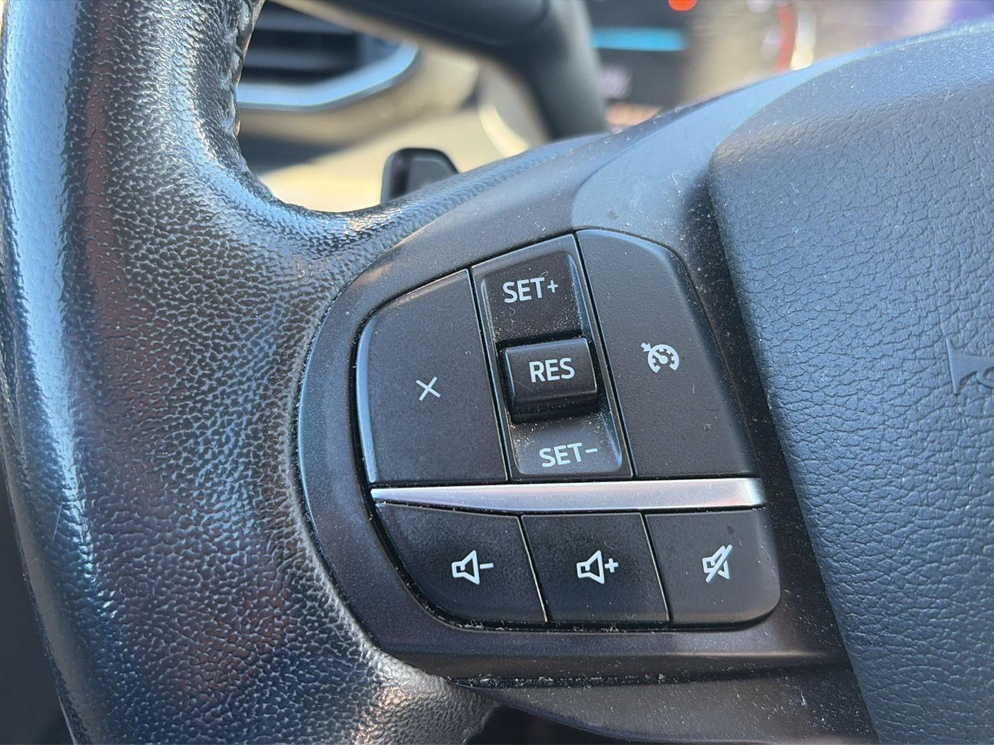 Used 2020 Magnetic Ford XLT image 17