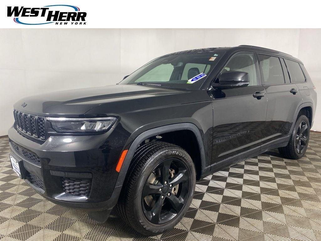 Used 2023 Diamond Black Crystal Pearlcoa Jeep Altitude image 58