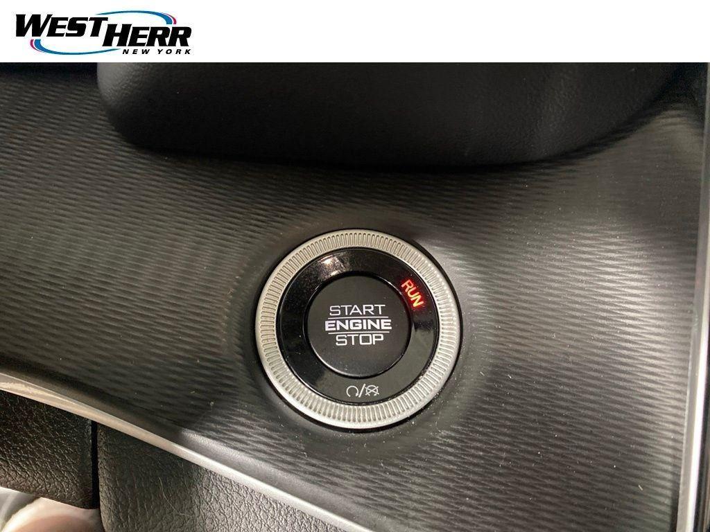 Certified Used 2024 Diamond Black Crystal Pearlcoa Jeep Laredo image 38