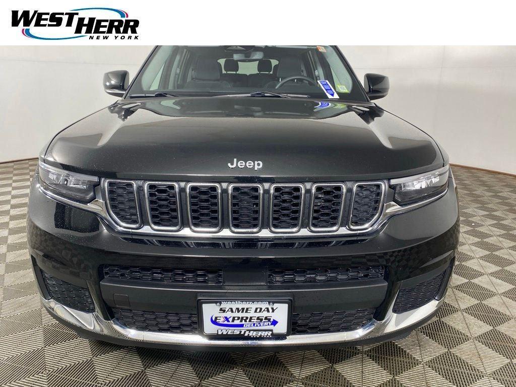 Certified Used 2024 Diamond Black Crystal Pearlcoa Jeep Laredo image 54