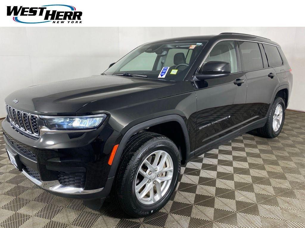 Certified Used 2024 Diamond Black Crystal Pearlcoa Jeep Laredo image 55