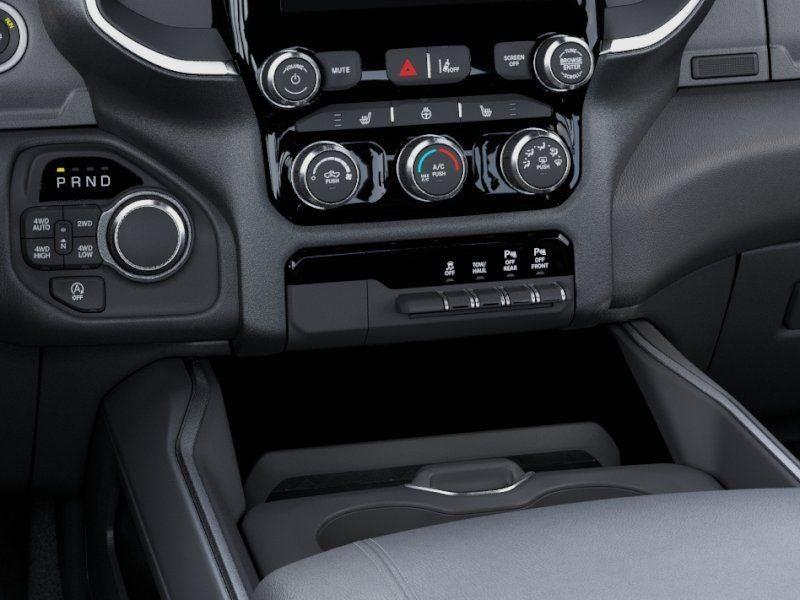 New 2026 Bright White Clear-Coat Exterior Paint RAM RAM 1500 BIG HORN CREW CAB 4X4 image 24