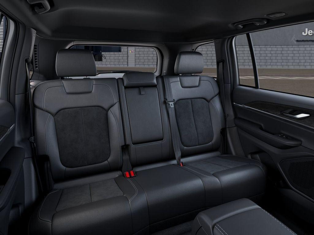 New 2026 Diamond Black Crystal Pearl-Coat Exterior Paint Jeep GRAND CHEROKEE LAREDO ALTITUDE image 15