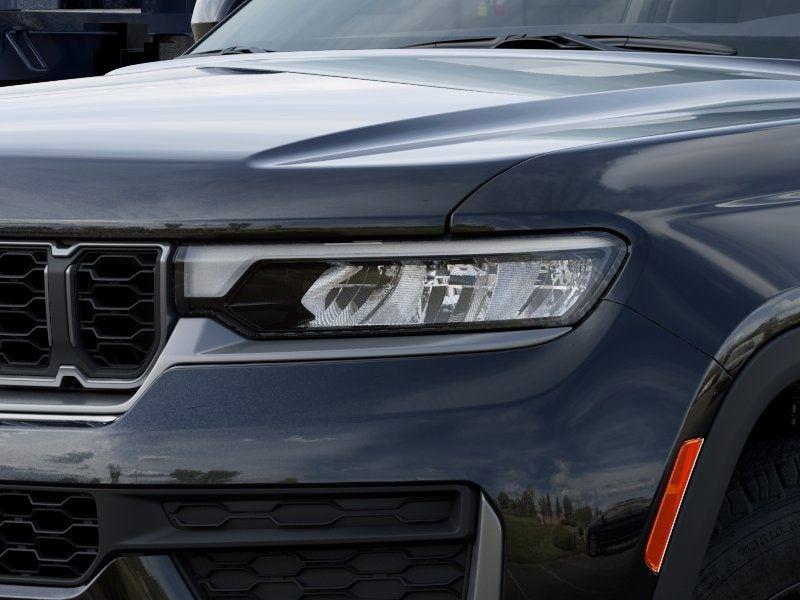New 2026 Diamond Black Crystal Pearl-Coat Exterior Paint Jeep GRAND CHEROKEE LAREDO ALTITUDE image 88