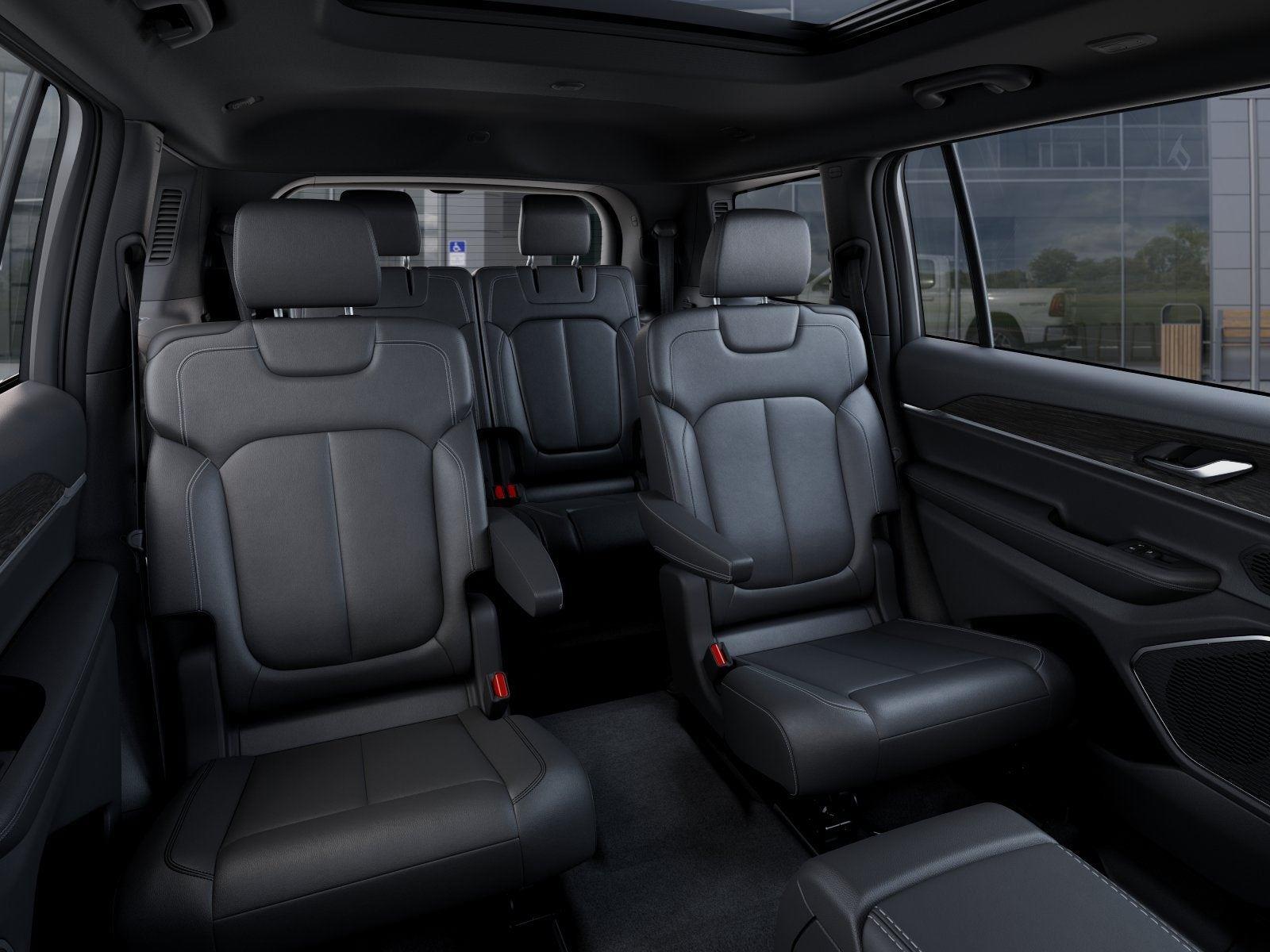 New 2026 Steel Blue Exterior Paint Jeep GRAND CHEROKEE L LIMITED 4X4 image 93