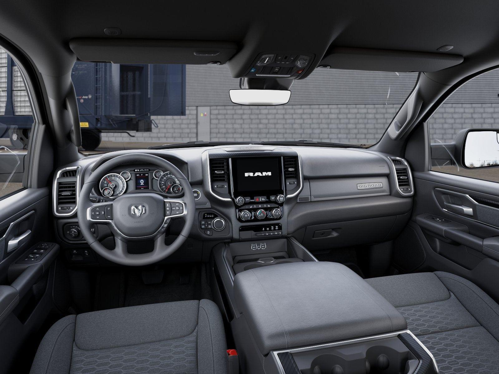 New 2026 Diamond Black Crystal Pearl-Coat Exterior Paint RAM RAM 1500 BIG HORN CREW CAB 4X4 image 92