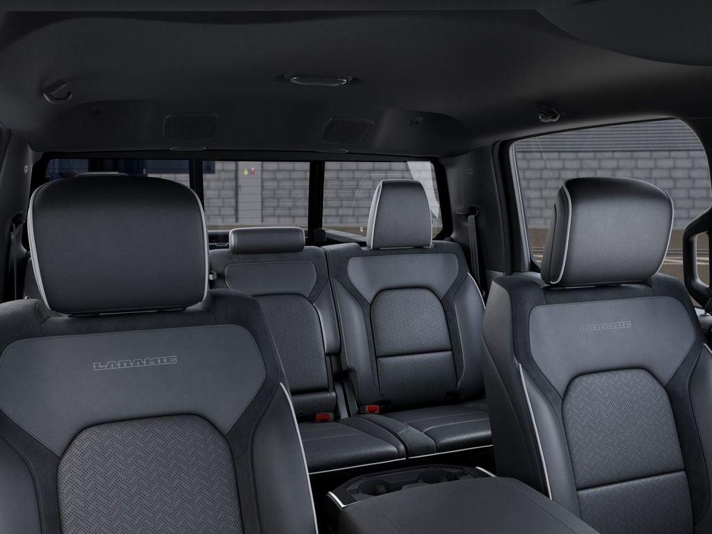 New 2026 Diamond Black Crystal Pearl-Coat Exterior Paint RAM RAM 1500 LARAMIE CREW CAB 4X4 image 26
