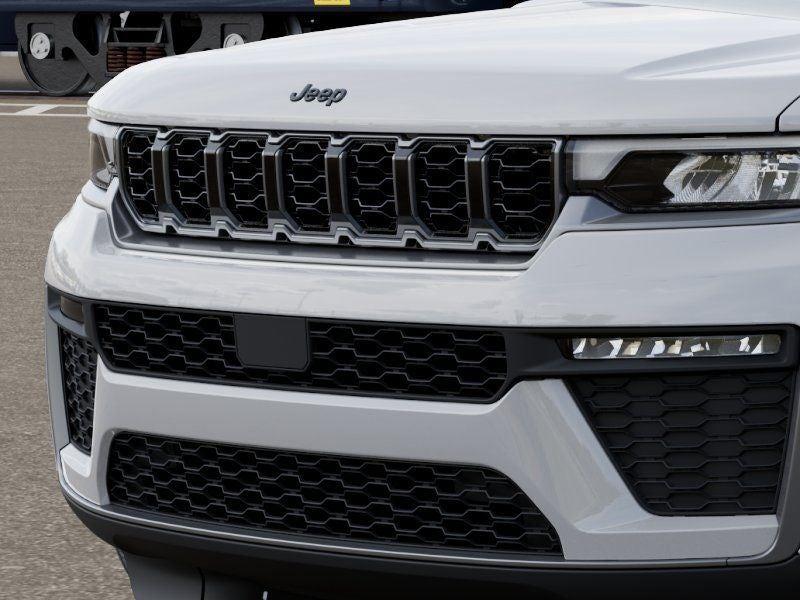 New 2026 Bright White Clear-Coat Exterior Paint Jeep GRAND CHEROKEE LIMITED 4X4 image 11