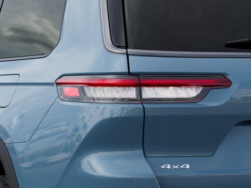 New 2026 Steel Blue Exterior Paint Jeep GRAND CHEROKEE L LIMITED 4X4 image 9