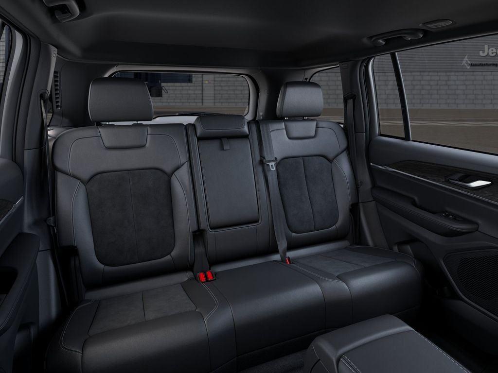 New 2026 Baltic Gray Metallic Clear-Coat Exterior Paint Jeep GRAND CHEROKEE LAREDO ALTITUDE image 15