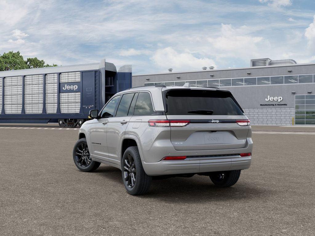New 2026 Silver Zynith Exterior Paint Jeep GRAND CHEROKEE LIMITED RESERVE image 3