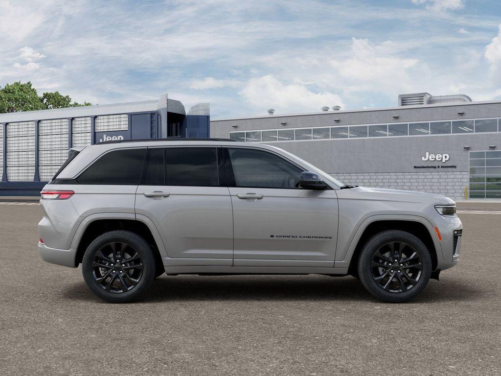 New 2026 Silver Zynith Exterior Paint Jeep GRAND CHEROKEE LIMITED RESERVE image 21