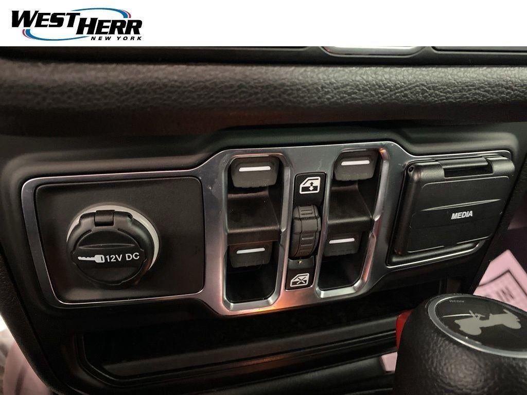 Used 2026 Anvil Clearcoat Jeep Sport S image 7