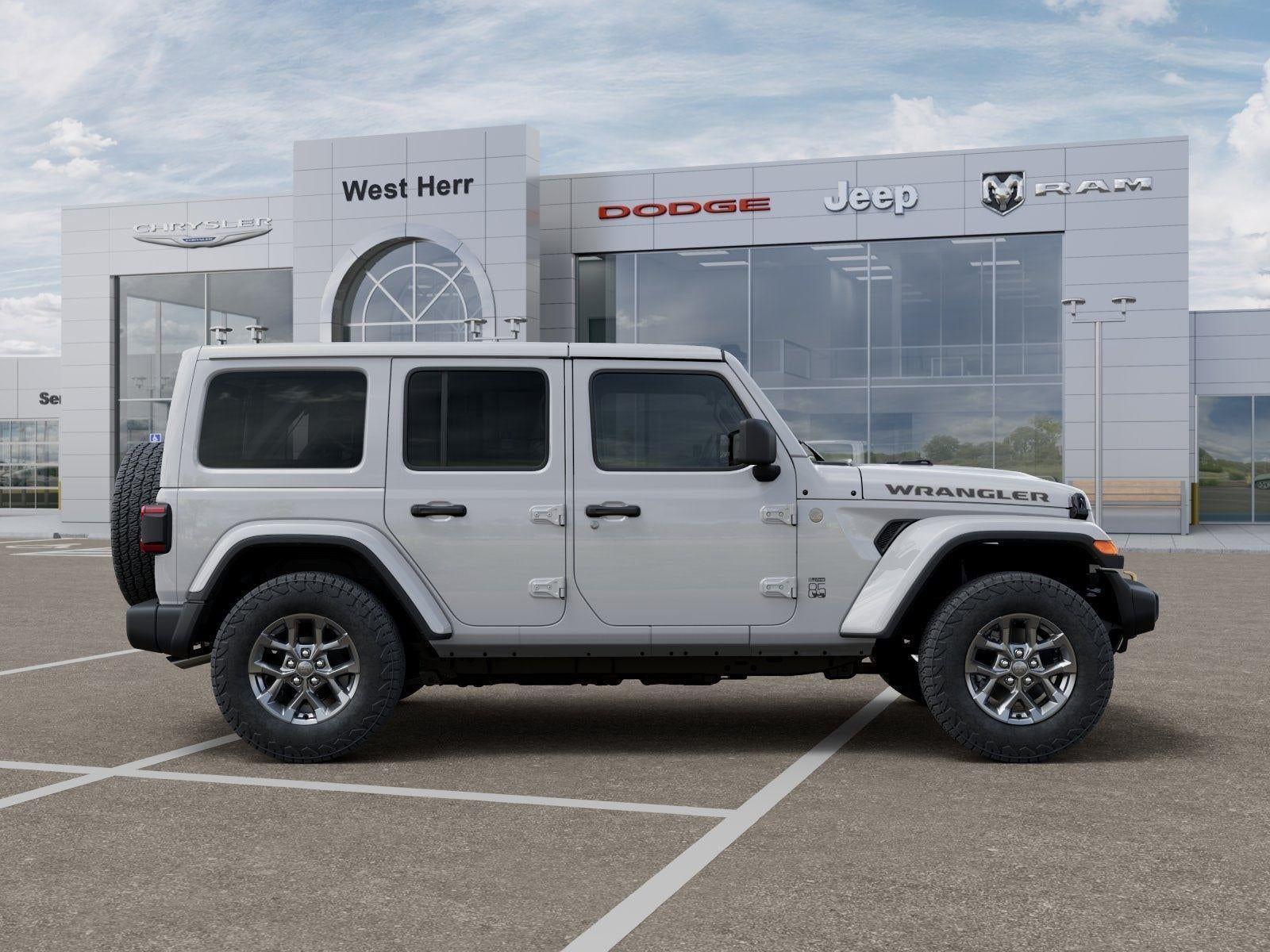 New 2026 Bright White Clear-Coat Exterior Paint Jeep WRANGLER 4-DOOR 85TH ANNIVERSA image 47