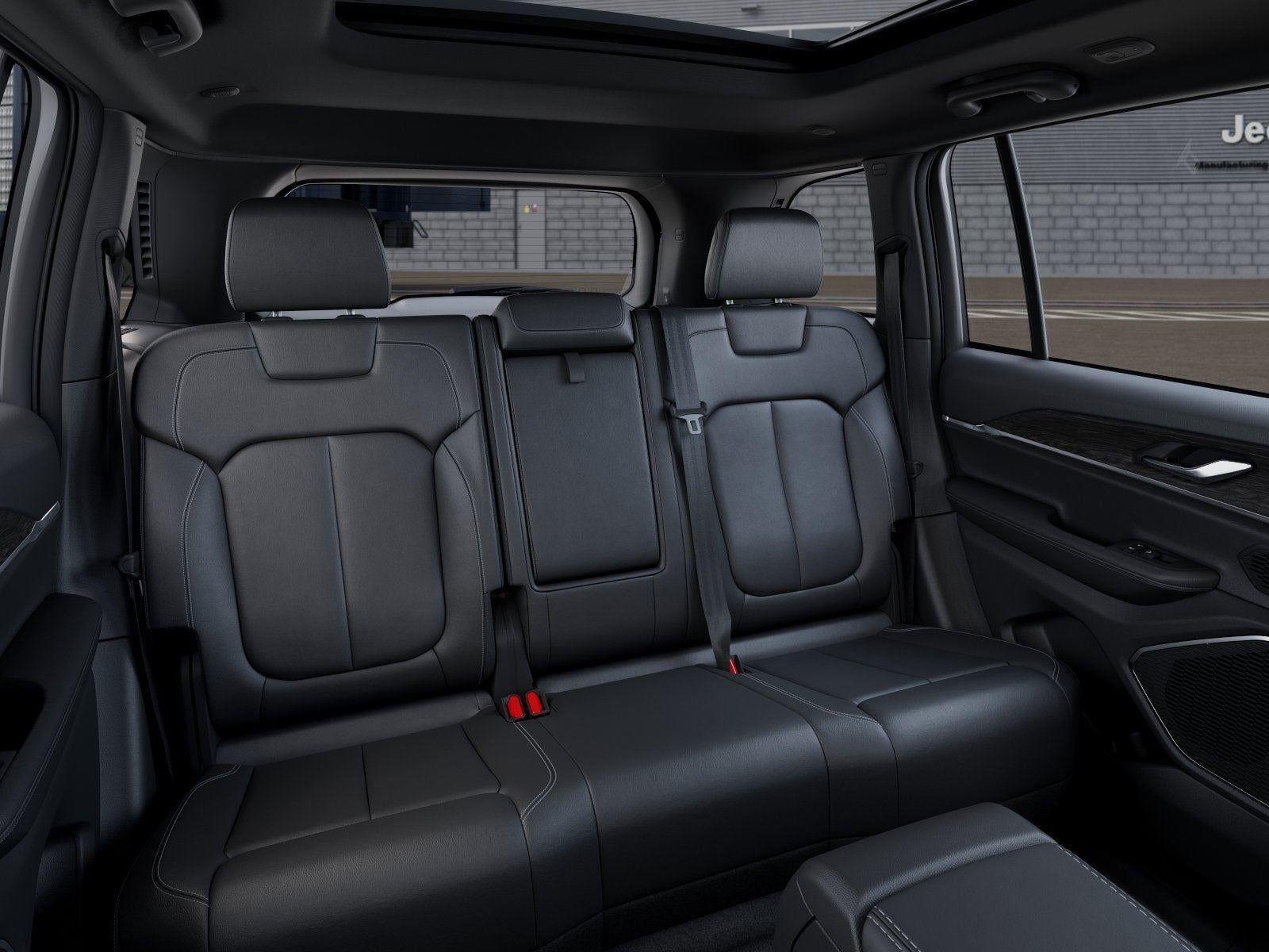 New 2026 Baltic Gray Metallic Clear-Coat Exterior Paint Jeep GRAND CHEROKEE LIMITED 4X4 image 26