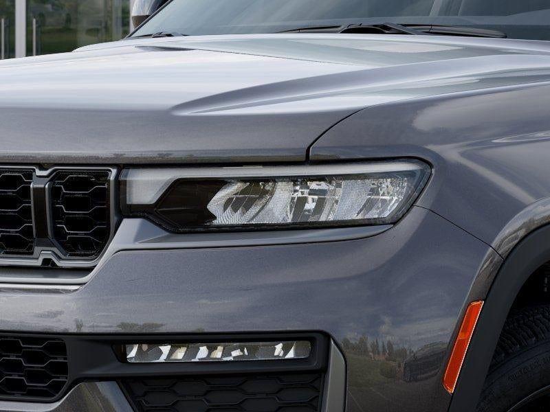 New 2026 Baltic Gray Metallic Clear-Coat Exterior Paint Jeep GRAND CHEROKEE L LIMITED 4X4 image 36