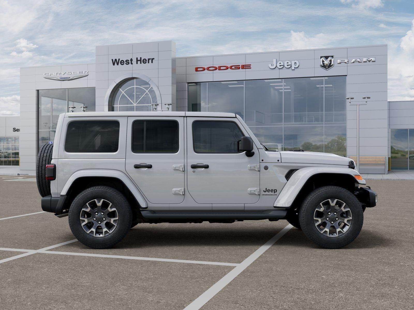 New 2026 Bright White Clear-Coat Exterior Paint Jeep WRANGLER 4-DOOR SAHARA image 47