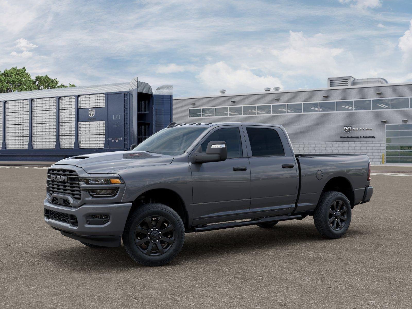 New 2026 Ceramic Gray Clear-Coat Exterior Paint RAM RAM 2500 BLACK EXPRESS CREW CA image 28