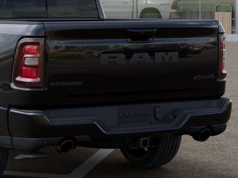 New 2026 Diamond Black Crystal Pearl-Coat Exterior Paint RAM RAM 1500 LARAMIE CREW CAB 4X4 image 39