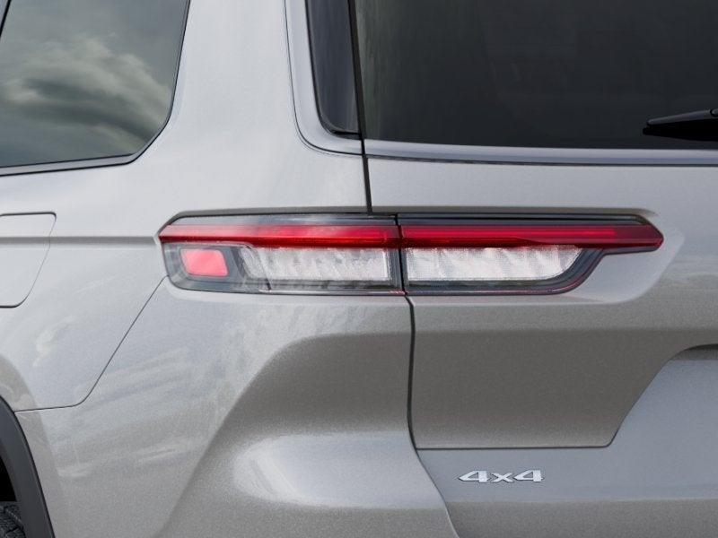 New 2026 Silver Zynith Jeep GRAND CHEROKEE L LIMITED 4X4 image 35