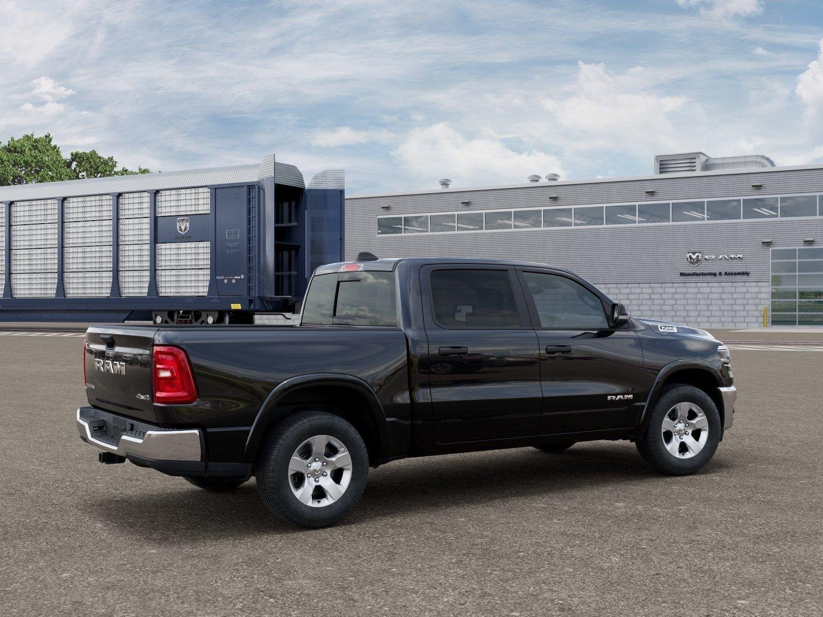 New 2026 Diamond Black Crystal Pearl-Coat Exterior Paint RAM RAM 1500 BIG HORN CREW CAB 4X4 image 30