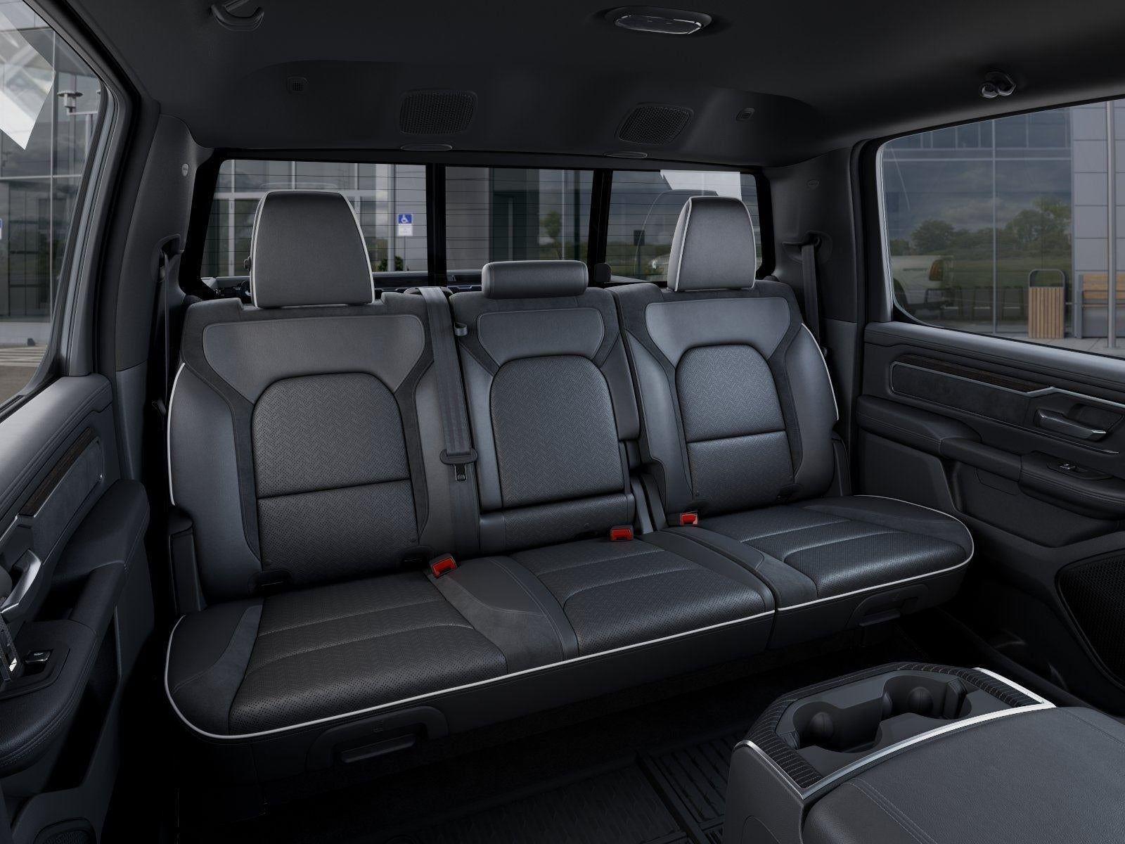 New 2026 Diamond Black Crystal Pearl-Coat Exterior Paint RAM RAM 1500 LARAMIE CREW CAB 4X4 image 41