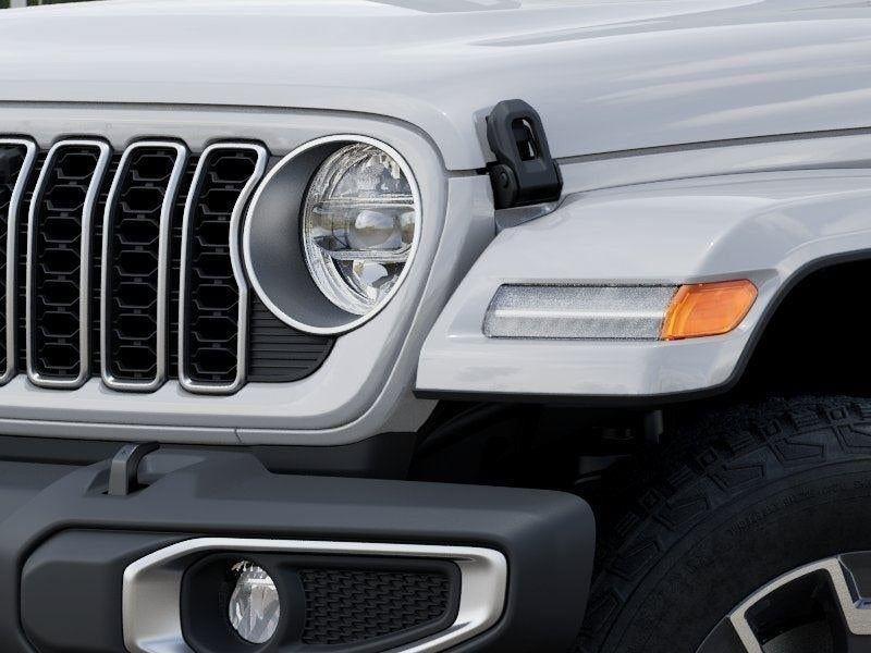 New 2026 Bright White Clear-Coat Exterior Paint Jeep WRANGLER 4-DOOR SAHARA image 36