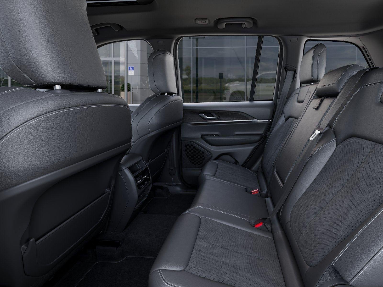 New 2026 Baltic Gray Metallic Clear-Coat Exterior Paint Jeep GRAND CHEROKEE LAREDO ALTITUDE image 49