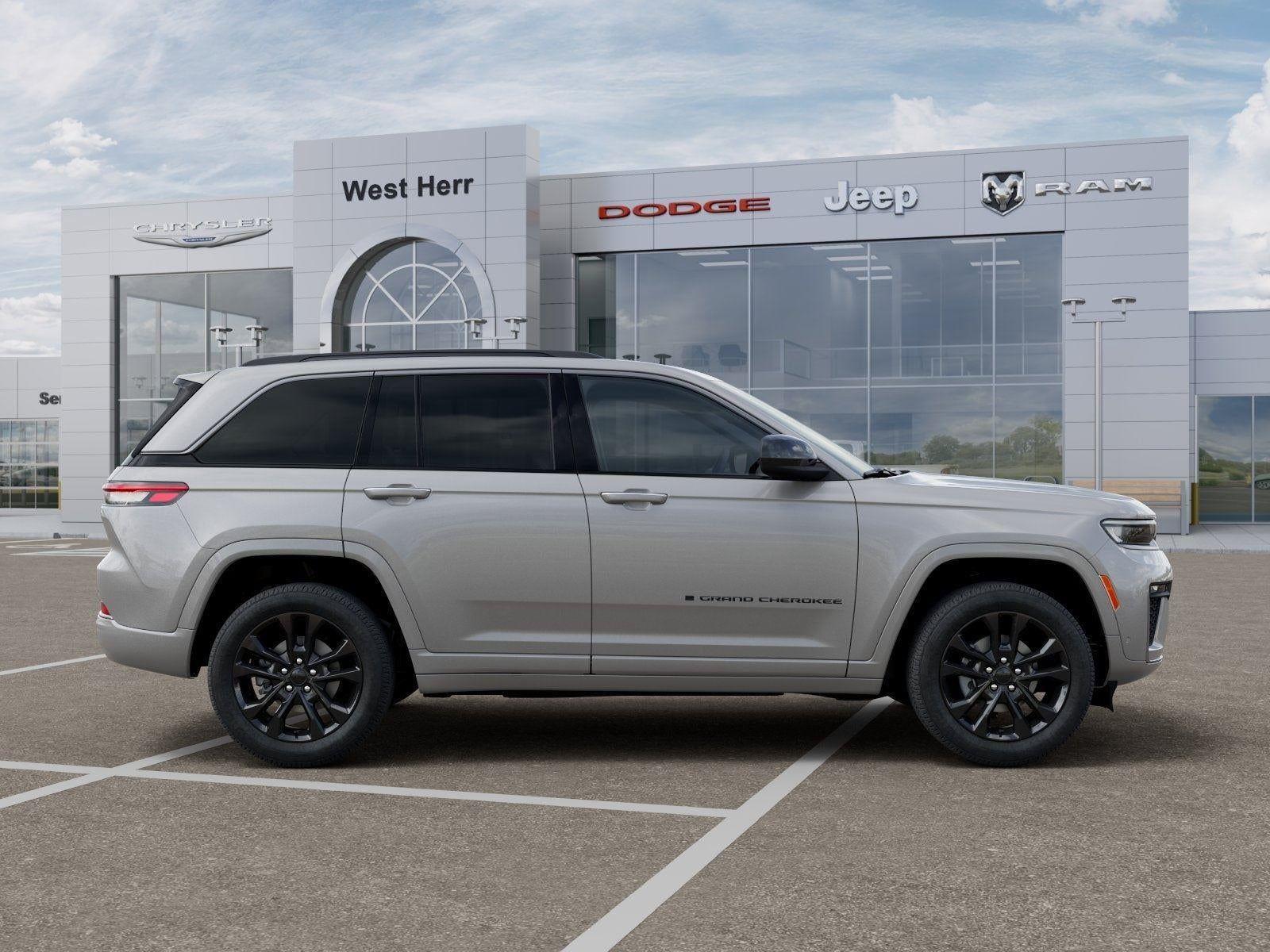 New 2026 Silver Zynith Exterior Paint Jeep GRAND CHEROKEE LIMITED RESERVE image 73