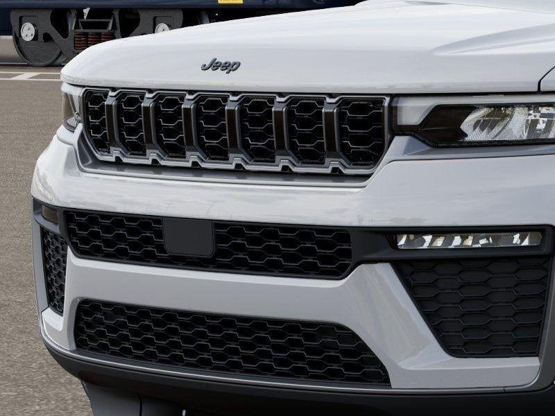 New 2026 Bright White Clear-Coat Exterior Paint Jeep GRAND CHEROKEE LIMITED 4X4 image 63