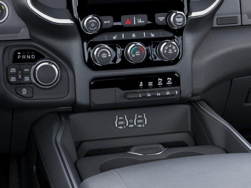 New 2026 Granite Crystal Metallic Clear-Coat Exterior Paint RAM RAM 1500 BIG HORN CREW CAB 4X4 image 76