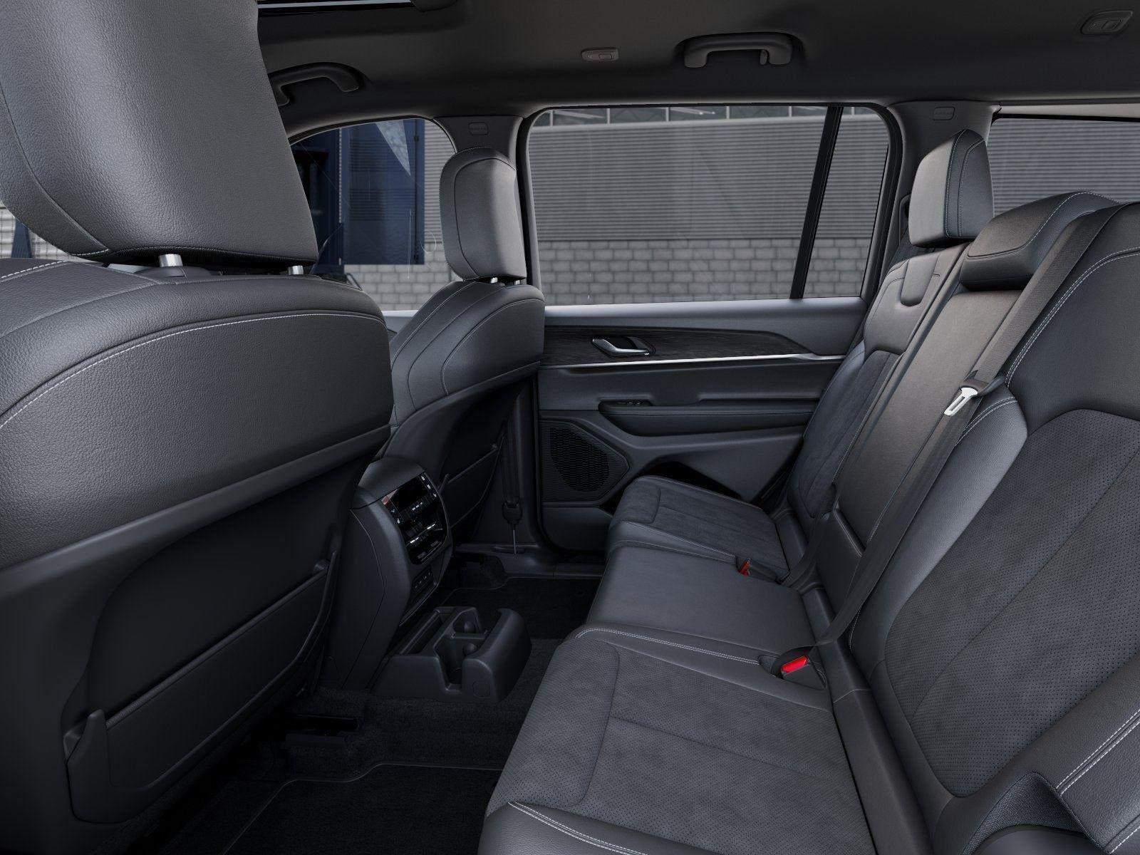 New 2026 Diamond Black Crystal Pearl-Coat Exterior Paint Jeep GRAND CHEROKEE L LAREDO ALTITU image 75