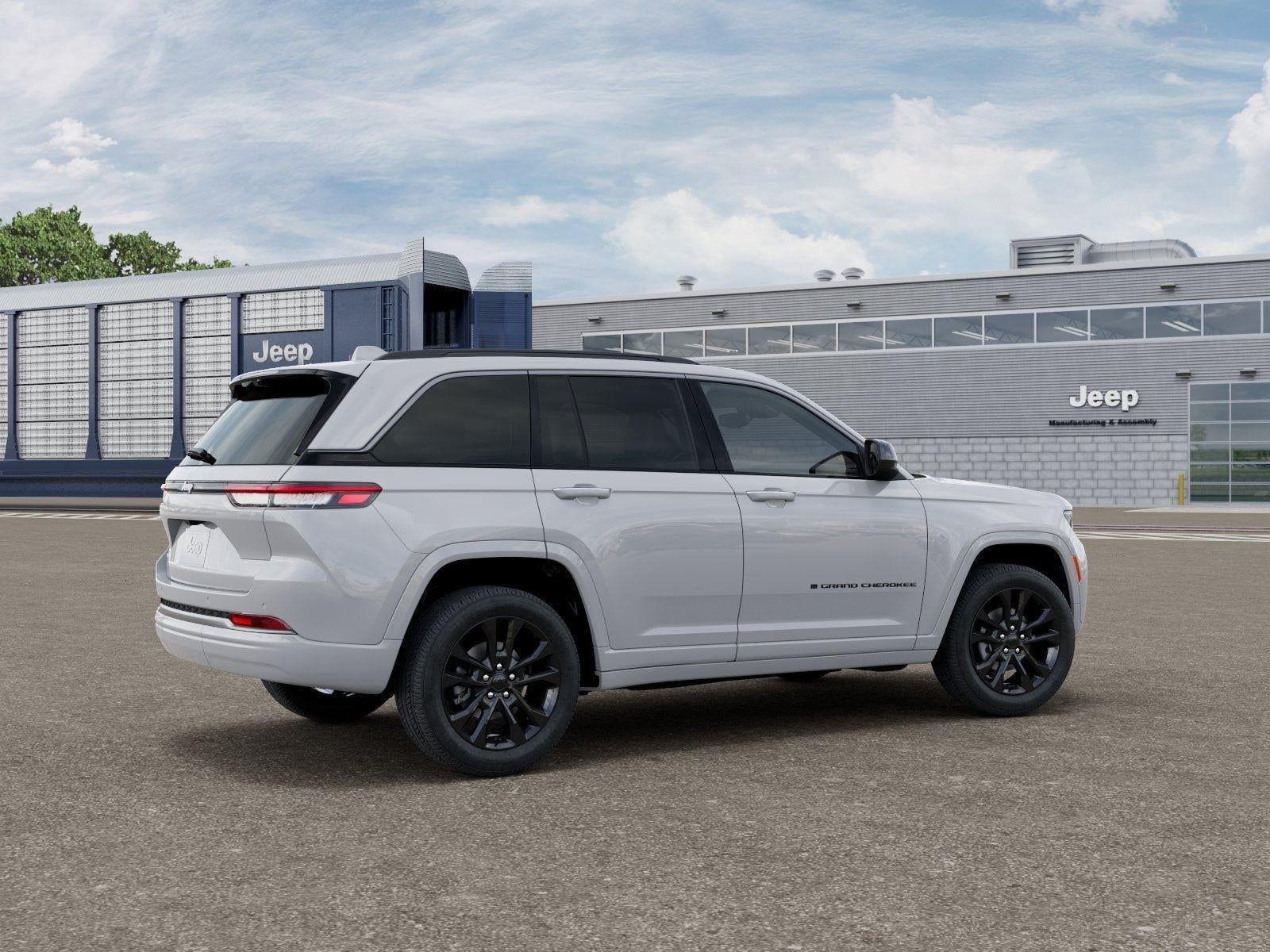 New 2026 Bright White Clear-Coat Exterior Paint Jeep GRAND CHEROKEE LIMITED RESERVE image 56