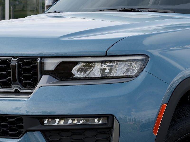 New 2026 Steel Blue Exterior Paint Jeep GRAND CHEROKEE L LIMITED 4X4 image 62