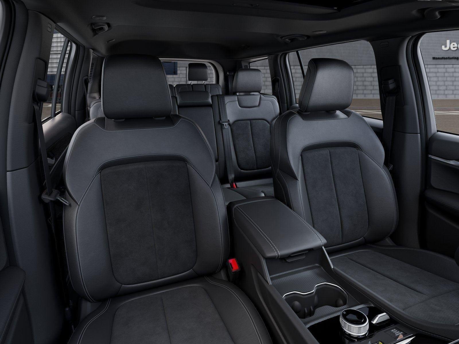 New 2026 Diamond Black Crystal Pearl-Coat Exterior Paint Jeep GRAND CHEROKEE L LAREDO ALTITU image 68
