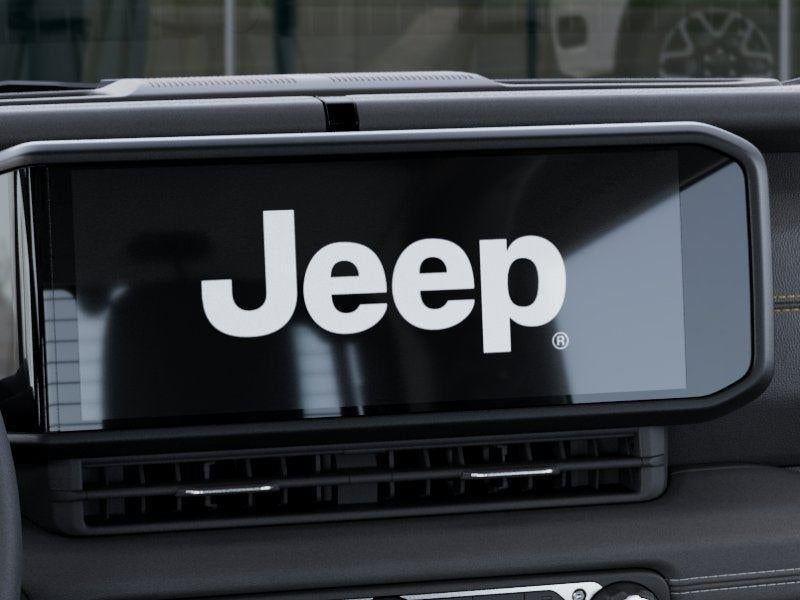 New 2026 Bright White Clear-Coat Exterior Paint Jeep WRANGLER 4-DOOR SAHARA image 70