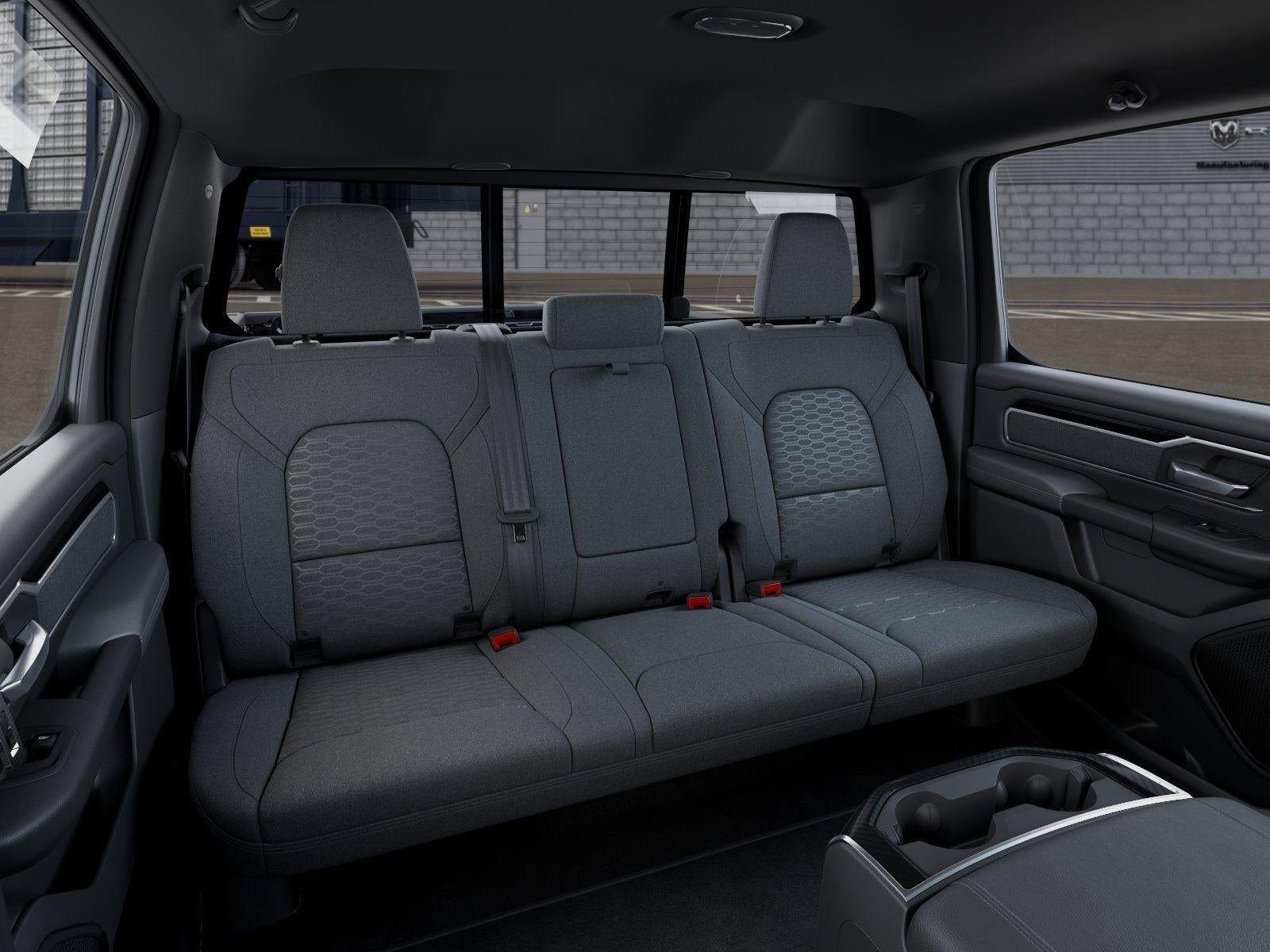 New 2026 Diamond Black Crystal Pearl-Coat Exterior Paint RAM RAM 1500 BIG HORN CREW CAB 4X4 image 67