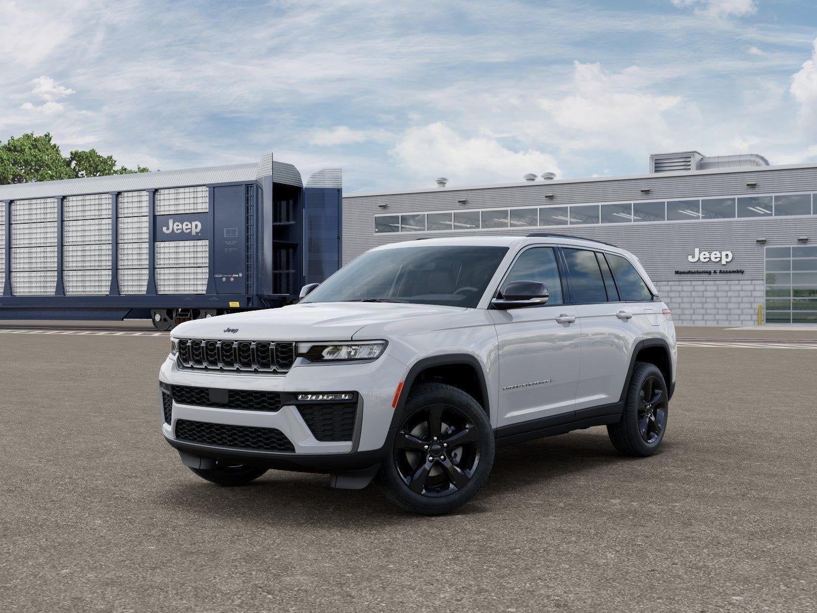 New 2026 Bright White Clear-Coat Exterior Paint Jeep GRAND CHEROKEE LIMITED 4X4 image 79