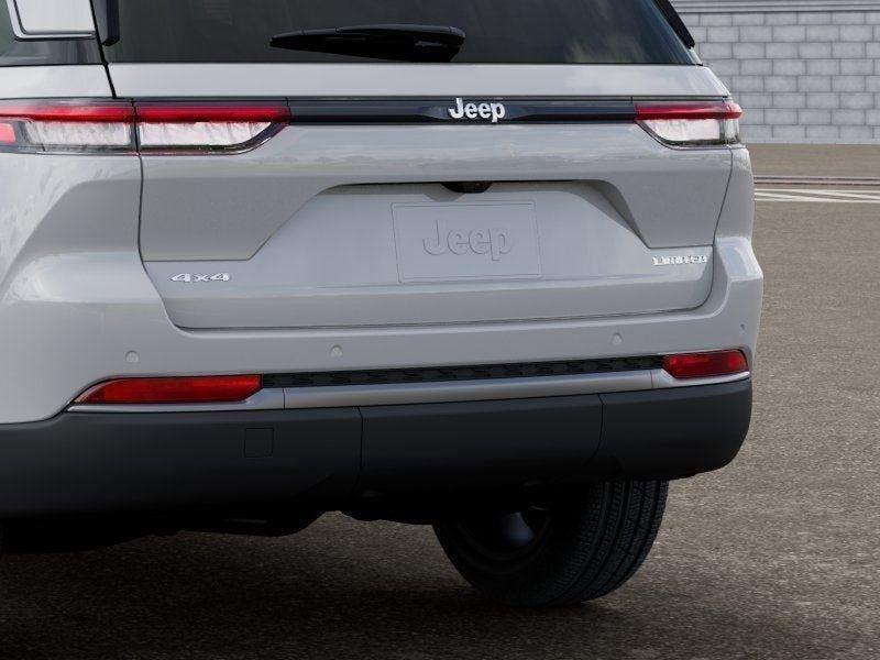 New 2026 Bright White Clear-Coat Exterior Paint Jeep GRAND CHEROKEE LIMITED 4X4 image 91