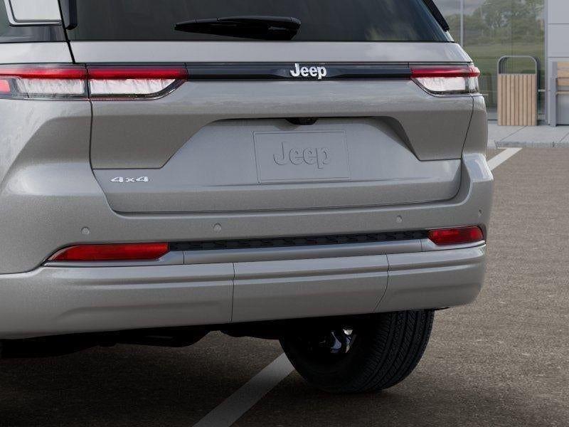 New 2026 Silver Zynith Exterior Paint Jeep GRAND CHEROKEE LIMITED RESERVE image 91
