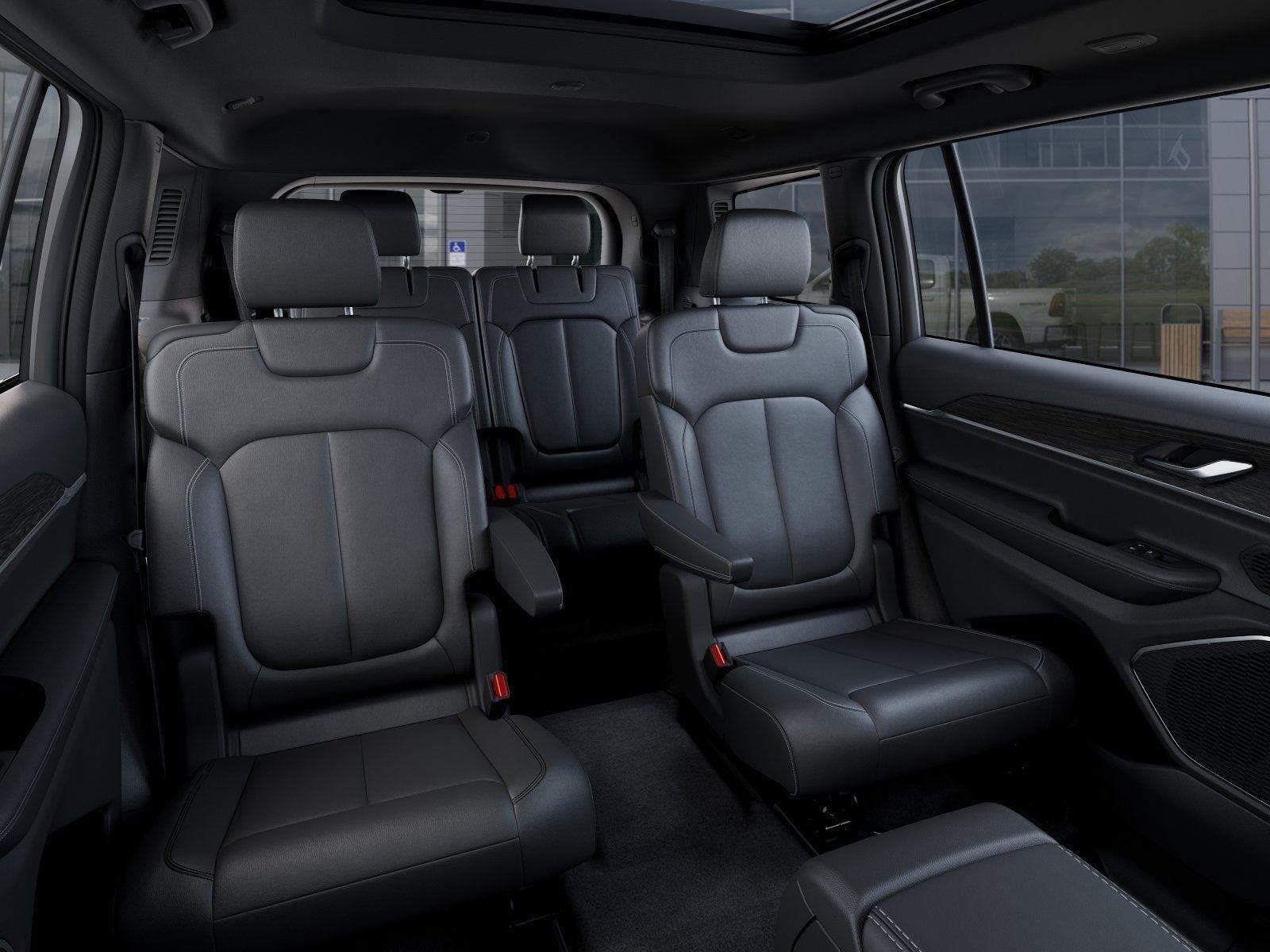 New 2026 Steel Blue Exterior Paint Jeep GRAND CHEROKEE L LIMITED 4X4 image 93