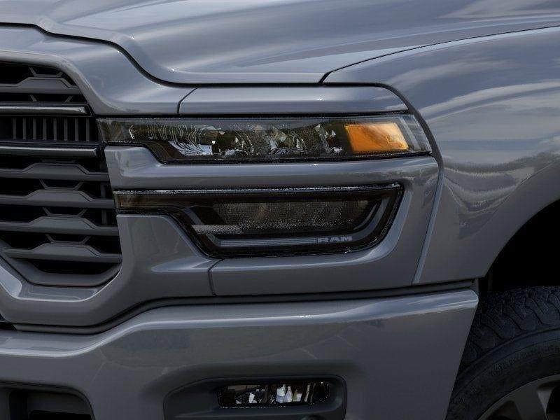 New 2026 Ceramic Gray Clear-Coat Exterior Paint RAM RAM 2500 BLACK EXPRESS CREW CA image 88
