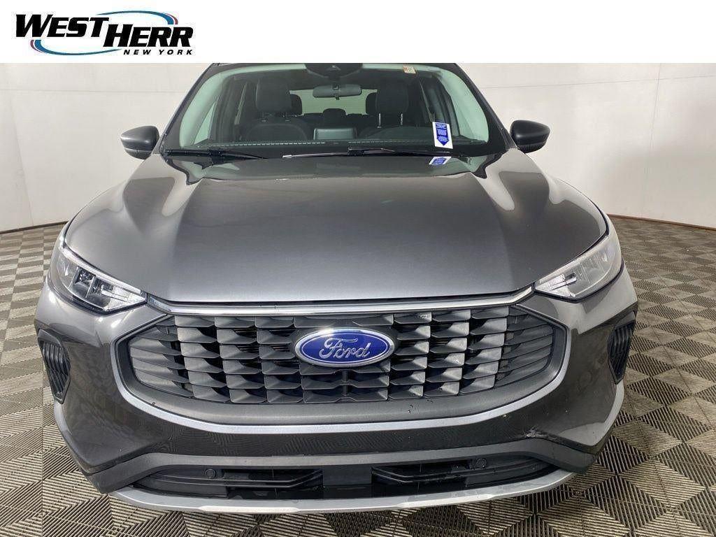 Used 2023 Carbonized Gray Metallic Ford Active image 25