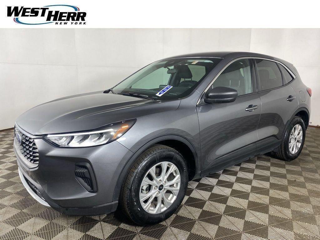 Used 2023 Carbonized Gray Metallic Ford Active image 56