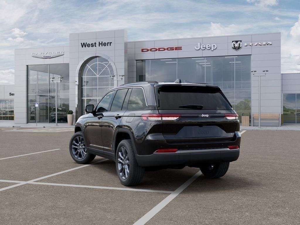 New 2026 Diamond Black Crystal Pearl-Coat Exterior Paint Jeep GRAND CHEROKEE 85TH ANNIVERSAR image 3