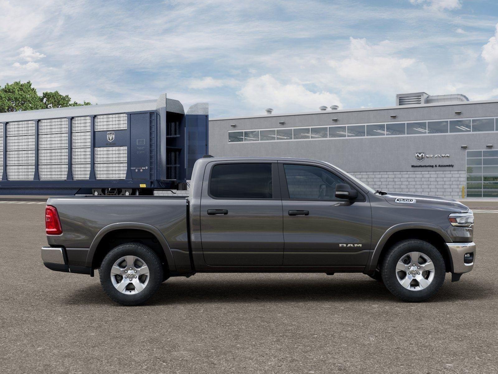 New 2026 Granite Crystal Metallic Clear-Coat Exterior Paint RAM RAM 1500 BIG HORN CREW CAB 4X4 image 99