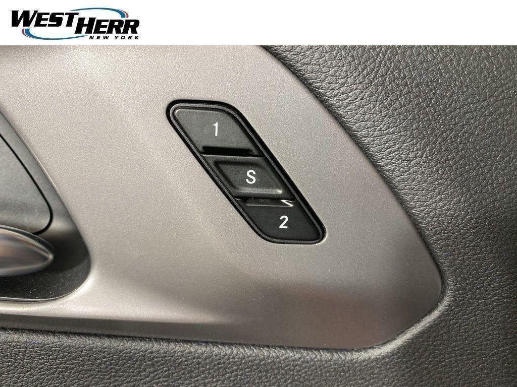 Used 2026 Red Hot Pearlcoat Chrysler Select image 13