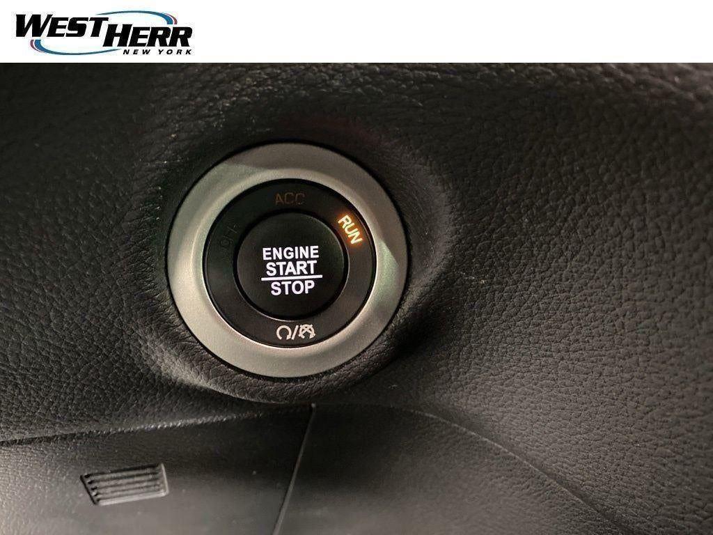 Used 2026 Red Hot Pearlcoat Chrysler Select image 8