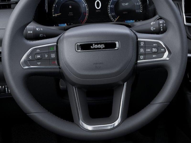 New 2026 Silver Zynith Metallic Clear-Coat Exterior Paint Jeep COMPASS LIMITED ALTITUDE 4X4 image 19