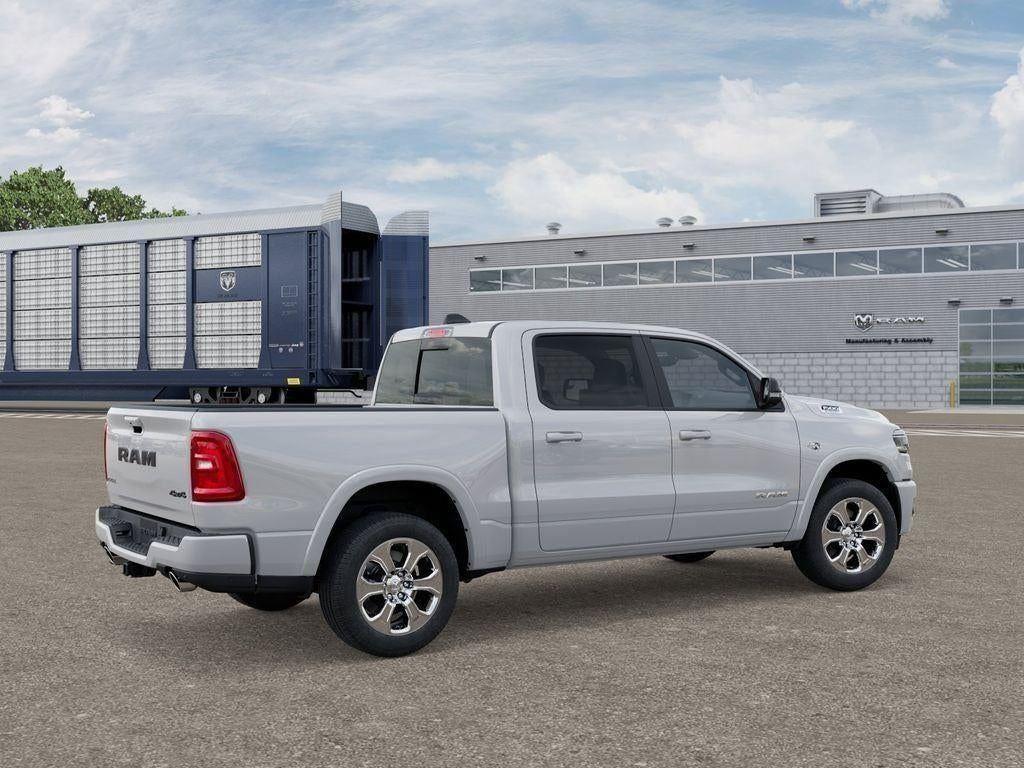 New 2026 Bright White Clear-Coat Exterior Paint RAM RAM 1500 BIG HORN CREW CAB 4X4 image 4